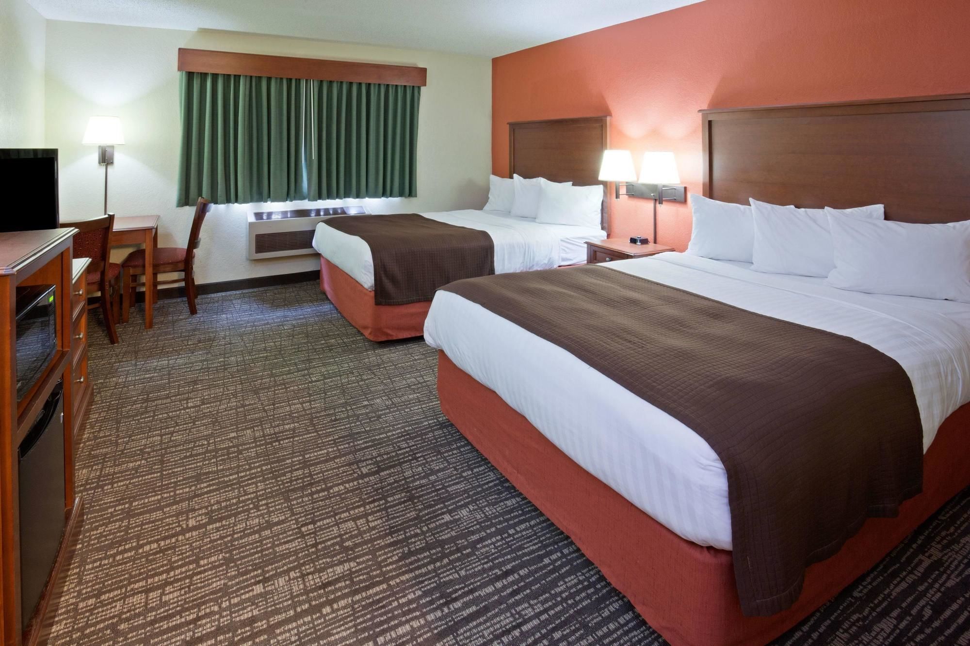 Americinn By Wyndham Alexandria Ngoại thất bức ảnh