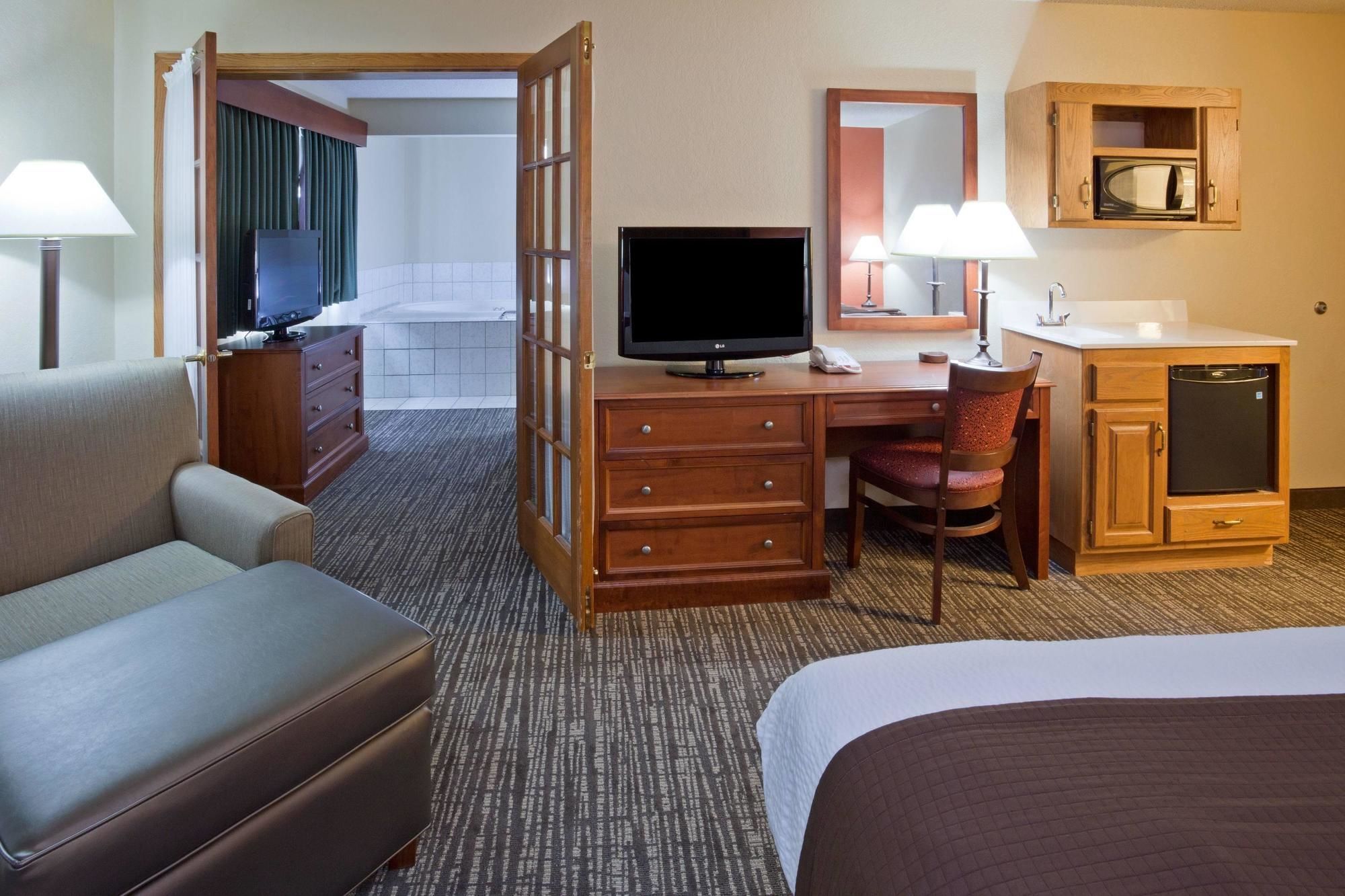 Americinn By Wyndham Alexandria Ngoại thất bức ảnh